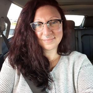 Meet your Posher, Faye